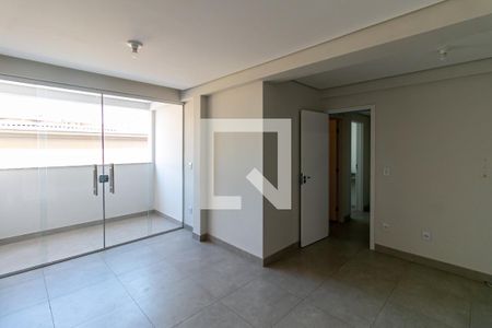 Sala de apartamento à venda com 3 quartos, 75m² em Renascença, Belo Horizonte