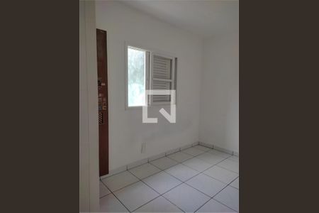 Casa à venda com 3 quartos, 125m² em Vila Santa Maria, São Paulo