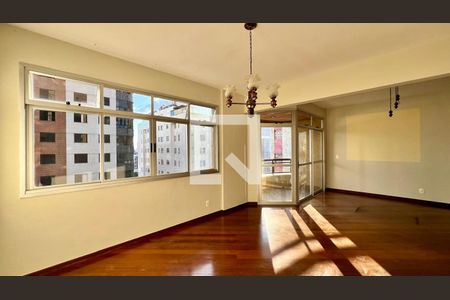 sala de apartamento para alugar com 4 quartos, 130m² em Buritis, Belo Horizonte