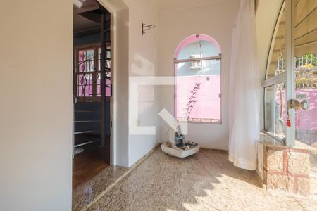 Varanda/Sala de casa para alugar com 4 quartos, 206m² em Santa Tereza, Porto Alegre