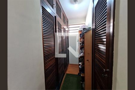 Casa à venda com 3 quartos, 222m² em Jardim Santa Helena, São Paulo