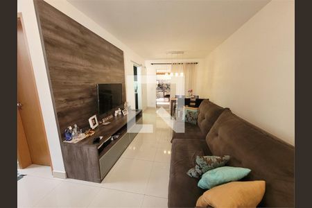 Casa à venda com 4 quartos, 108m² em Veleiros, São Paulo