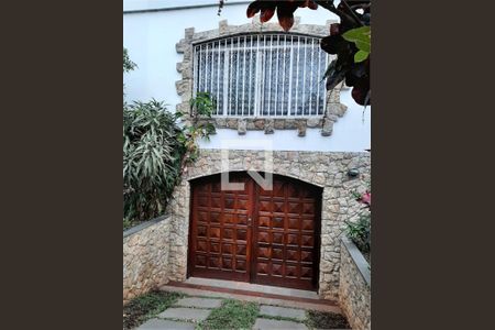 Casa à venda com 3 quartos, 300m² em Vila Santa Maria, São Paulo