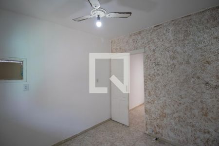 Sala de casa para alugar com 1 quarto, 66m² em Mutuaguaçu, São Gonçalo