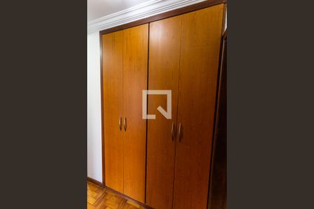 Rouparia de apartamento à venda com 3 quartos, 85m² em Gutierrez, Belo Horizonte