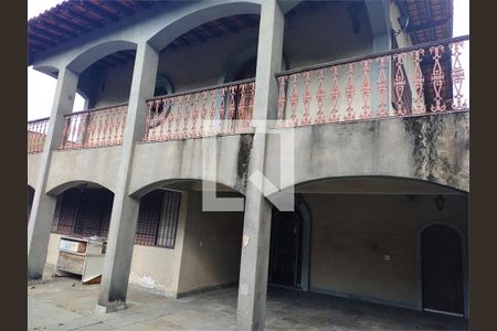 Casa à venda com 5 quartos, 304m² em Ouro Preto, Belo Horizonte