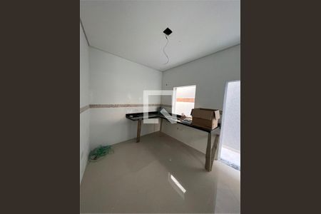 Casa à venda com 3 quartos, 230m² em Santa Terezinha, Santo André