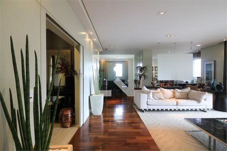 Apartamento à venda com 4 quartos, 263m² em Pinheiros, São Paulo