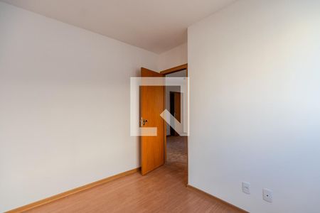 Quarto 1 de apartamento à venda com 2 quartos, 45m² em Cavalhada, Porto Alegre