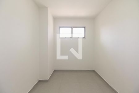 Quarto 2 de apartamento para alugar com 2 quartos, 55m² em Vila Carrão, São Paulo