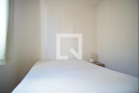 Quarto 1 de apartamento para alugar com 2 quartos, 68m² em Jardim Dona Leopoldina, Porto Alegre