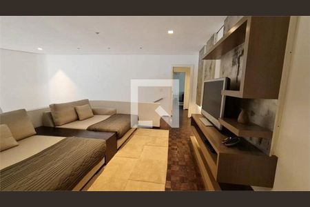 Casa à venda com 4 quartos, 696m² em Alphaville Residencial Um, Barueri