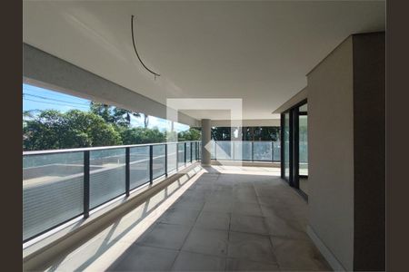 Apartamento à venda com 4 quartos, 230m² em Morumbi, São Paulo