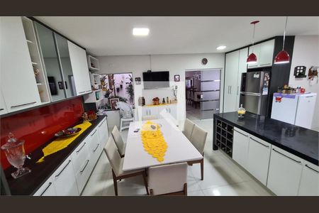 Casa à venda com 4 quartos, 471m² em Barro Branco (Zona Norte), São Paulo