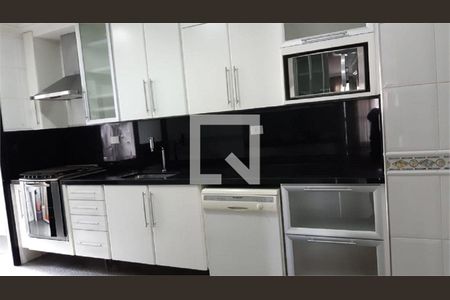 Apartamento à venda com 4 quartos, 230m² em Água Rasa, São Paulo