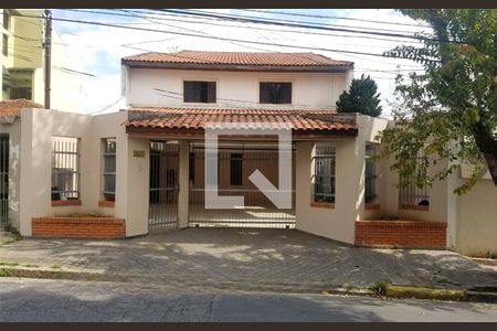 Casa à venda com 5 quartos, 400m² em Parque das Nações, Santo André