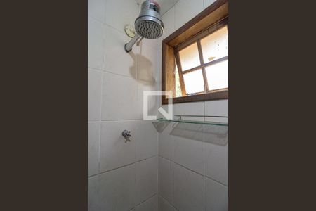 Casa à venda com 95m², 3 quartos e 3 vagas Casa à venda com 95m², 3 quartos e 3 vagasBanheiro Social