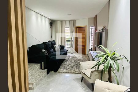 Casa à venda com 3 quartos, 155m² em Vila Carrão, São Paulo