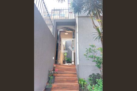 Casa à venda com 3 quartos, 117m² em Vila Matilde, São Paulo