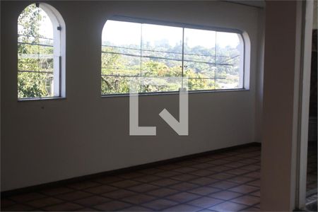 Casa à venda com 4 quartos, 327m² em Jardim Brasil, São Paulo