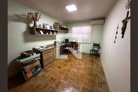 Casa à venda com 3 quartos, 188m² em Granja Julieta, São Paulo