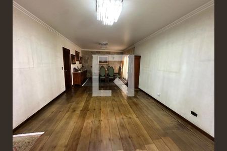 Casa à venda com 3 quartos, 188m² em Granja Julieta, São Paulo