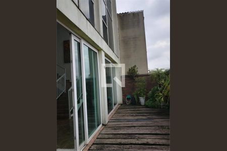 Casa à venda com 3 quartos, 344m² em Conceição, Diadema