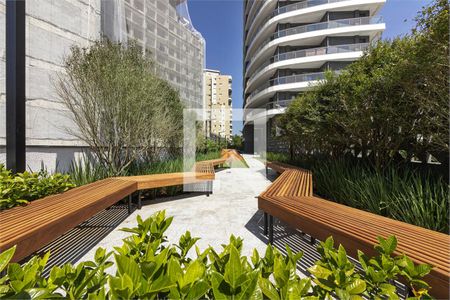 Apartamento à venda com 2 quartos, 134m² em Vila Nova Conceição, São Paulo