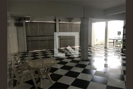 Casa à venda com 3 quartos, 300m² em Jardim São Paulo, São Paulo