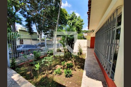 Casa à venda com 3 quartos, 150m² em Jardim Campo Grande, São Paulo