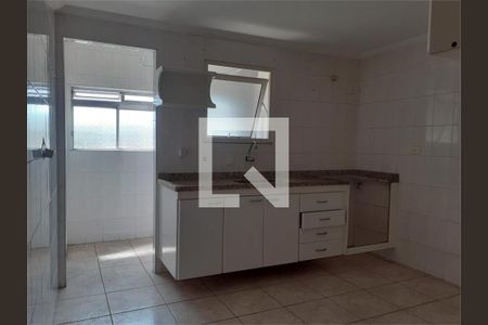 Apartamento à venda com 2 quartos, 65m² em Vila Romero, São Paulo