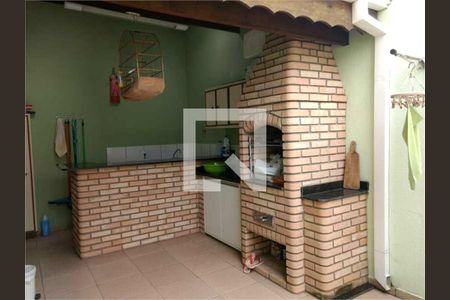 Casa à venda com 3 quartos, 500m² em Medeiros, Jundiaí