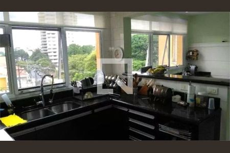 Apartamento à venda com 4 quartos, 260m² em Jardim Avelino, São Paulo