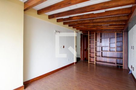 Casa de condomínio à venda com 443m², 4 quartos e 2 vagas Casa de condomínio à venda com 443m², 4 quartos e 2 vagasSala anexo Quarto 1 suíte