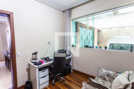 Sala 2 de casa à venda com 4 quartos, 320m² em Aparecida, Belo Horizonte