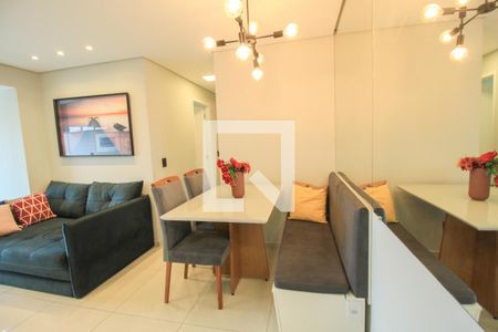 Sala  de apartamento à venda com 2 quartos, 57m² em Vila Prudente, São Paulo