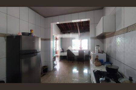 Cozinha  de casa para alugar com 2 quartos, 200m² em Petrolândia, Contagem