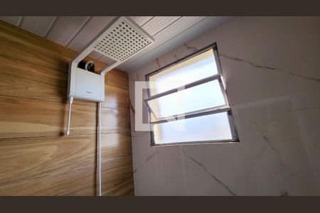 Banheiro de apartamento à venda com 2 quartos, 47m² em Jardim Tupi, Jundiaí