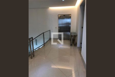 Casa à venda com 4 quartos, 762m² em Alphaville Empresarial, Barueri