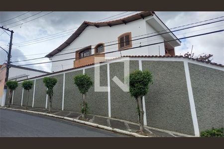 Casa à venda com 3 quartos, 400m² em Jardim Peri, São Paulo