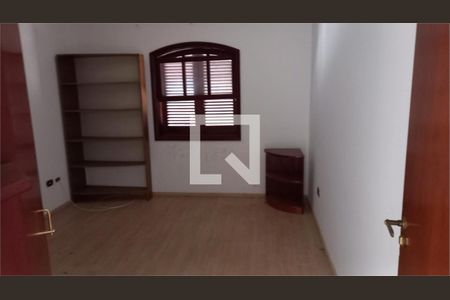 Casa à venda com 3 quartos, 400m² em Jardim Peri, São Paulo