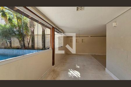 Casa à venda com 5 quartos, 334m² em Parque dos Principes, São Paulo