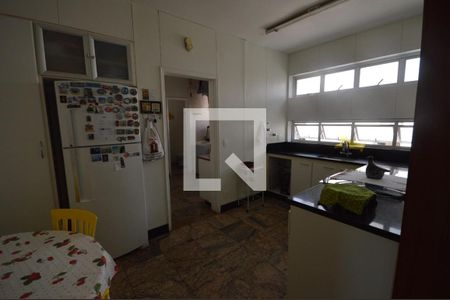 Apartamento à venda com 4 quartos, 230m² em Serra, Belo Horizonte