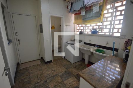 Apartamento à venda com 4 quartos, 230m² em Serra, Belo Horizonte