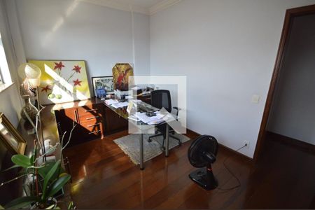 Apartamento à venda com 4 quartos, 230m² em Serra, Belo Horizonte