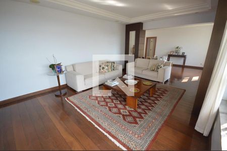 Apartamento à venda com 4 quartos, 230m² em Serra, Belo Horizonte