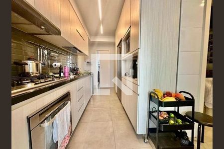 Apartamento à venda com 3 quartos, 213m² em Santo Amaro, São Paulo