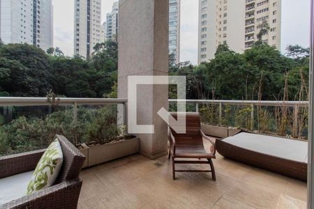 Apartamento à venda com 2 quartos, 142m² em Parque do Morumbi, São Paulo