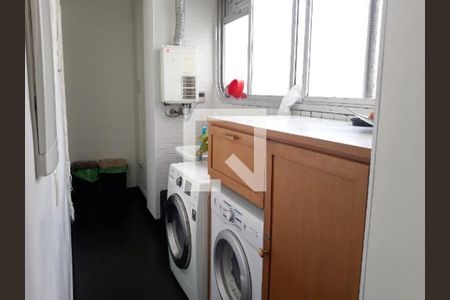 Apartamento à venda com 3 quartos, 127m² em Vila Sofia, São Paulo