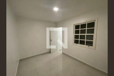 Casa à venda com 3 quartos, 125m² em Jardim Floresta, São Paulo